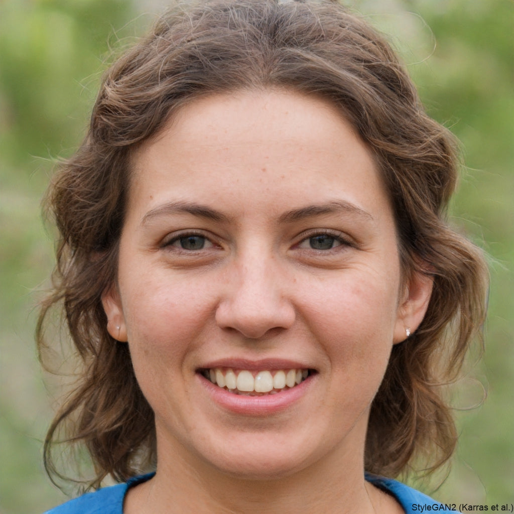 <em>Lina</em>